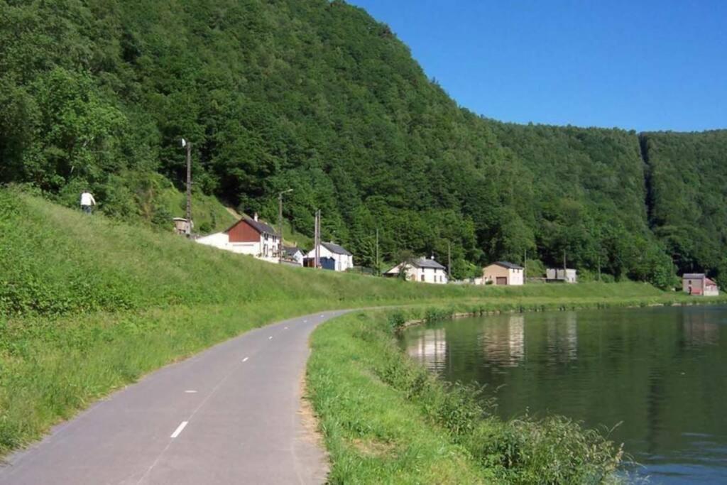 Vila L'Echappee Verte Ambiance Nature Et Foret Deville  Exteriér fotografie